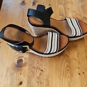 Franco Sarto Black and White Wedge Sandals